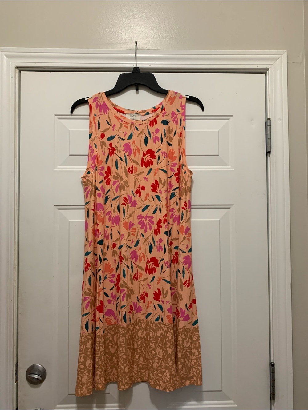 3/$15 LOFT Sleeveless Floral Shift Dress - Peach Floral Size Large Petite